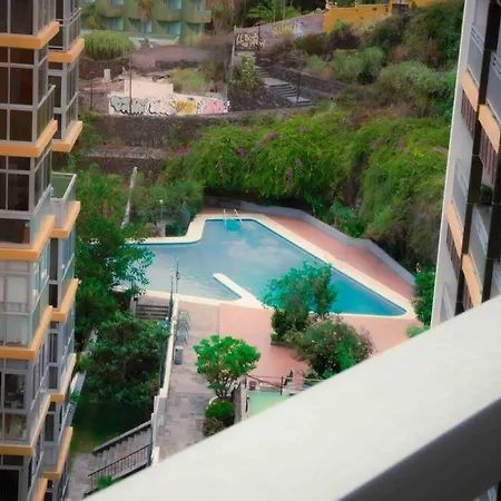 En Apartament *